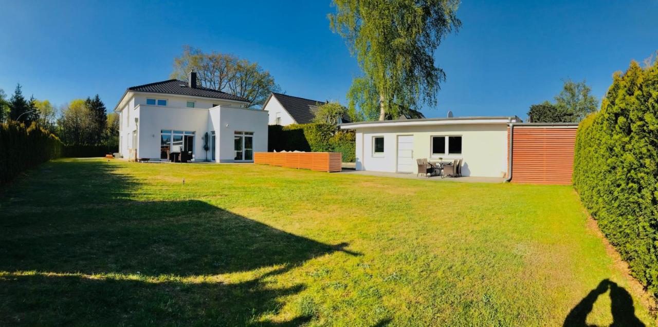 Wunderschoene Wohlfuehloase Im Gruenen Mit Innenstadtnaehe Ellerbek Exteriör bild